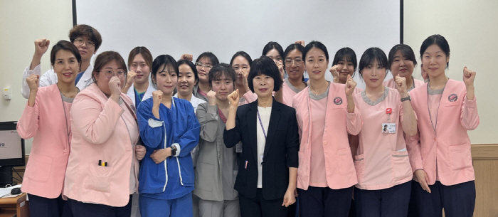 Hallym University Han Kang Sungsim Hospital Strengthens Preceptor Nurses' Competency Education Completion Results