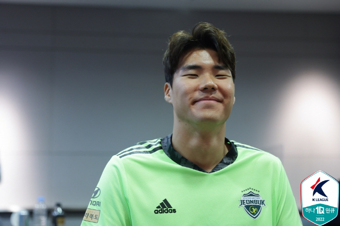  Song Boom is back, GK, Song Bum-keun returns to Jeonbuk 2 years after leaving Japan...I'll help you win