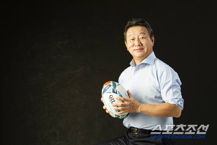 If there is something to leave in society, Chairman Choi Yoon's five pledges of true love and strongest rugby will be announced