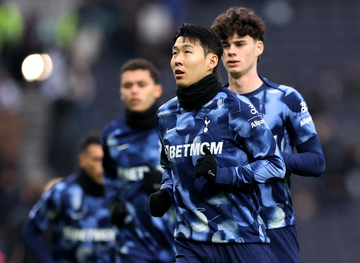 Let's recruit Son Heung-min. It's crazy! Munich, Manchester United, and Mourinho all call SON recruitment list if FA is released