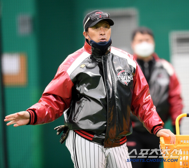  Kim Jung-joon is back → Red horse is back 3rd place disappointed after winning, confirmed coaching staff position