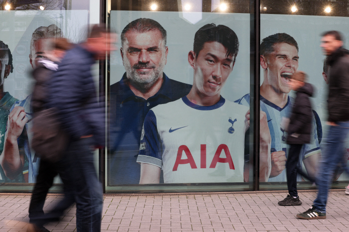 Postecoglou Will Be Dismissed, Manchester United Will Be Downgraded. Football Media Predicts 2025