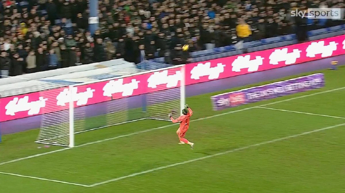 Wonder goal that surpassed Beckham! Wondergol shocked the world on New Year's Day...60m Long Distance Surprise at EFL Championship Games