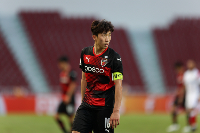  Ulsan has completed a medical test, and Kang Sang-woo, a former member of the national team, has been recruited…Joining Jeon Hoon on the 6th, only the announcement is left