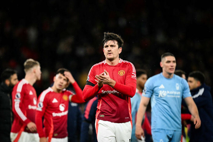 Ten Hach is wrong SON, not Salado but humiliation Maguire first tape...Manchester United's Turnaround Invokes One-Year Extension Option