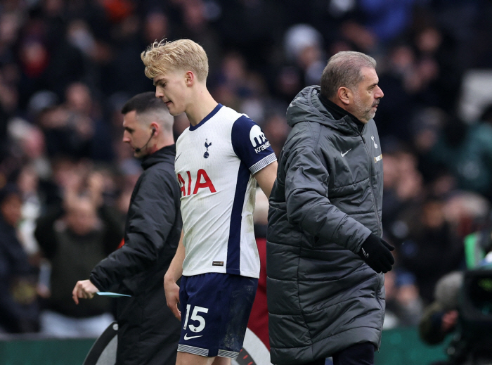 It comes from a place that is level with the EPL→I don't know how to use SON, but controversy over the absurd Postecoglou, Tottenham's 4th consecutive winless serious crisis