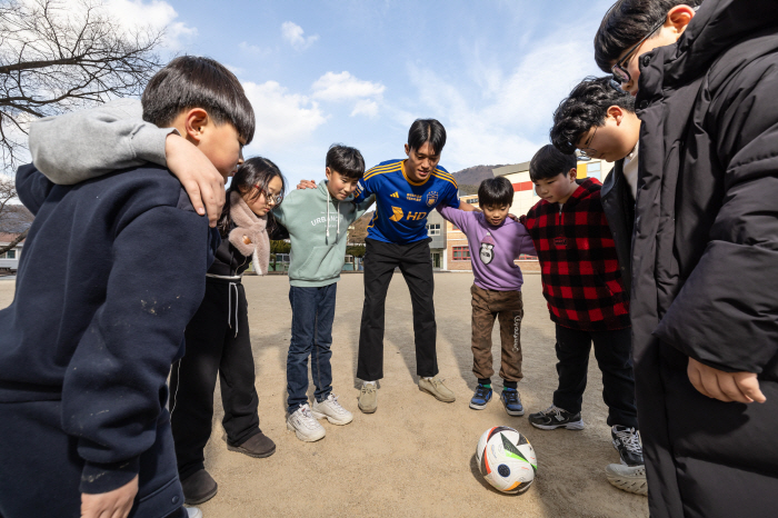  Ulsan HD, sent by Joo Min-kyu, recruited Heo Yul, the next-generation tall striker!