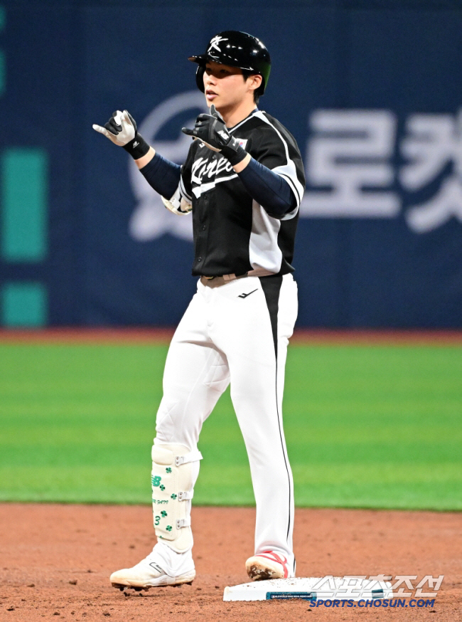 Because of Kim Hye-sung, L.A. fans' dream of becoming a favorite utility shattered, and I wanted to stay in L.A., but I talked about going to NYY