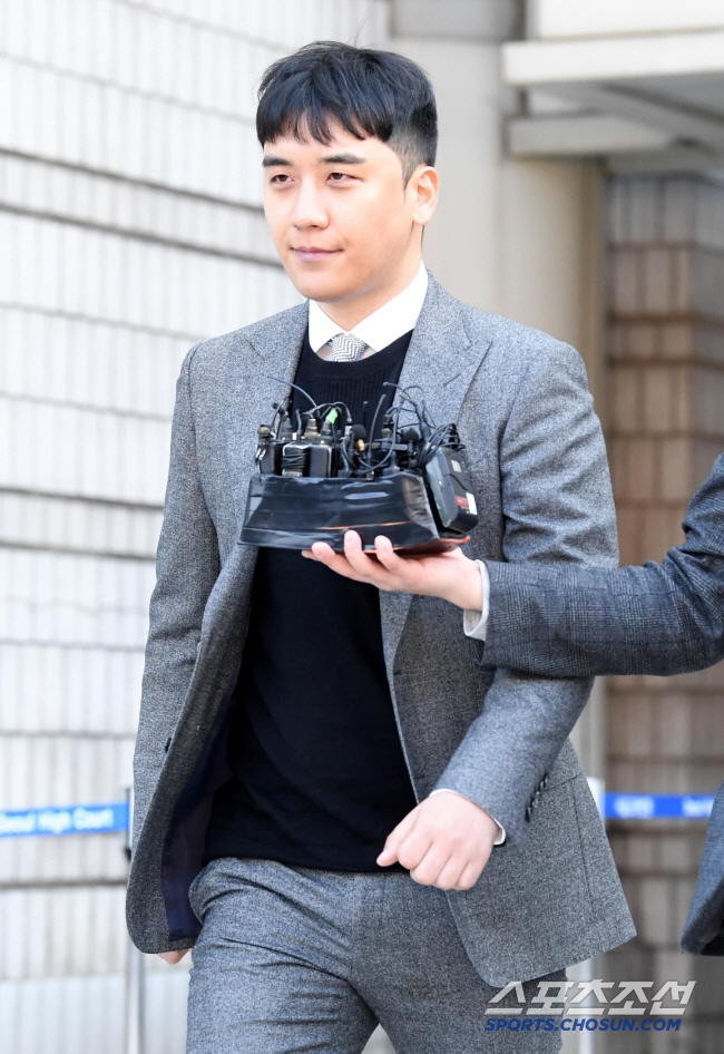 Seungri's Recent Activities Spark Controversy Among Netizens