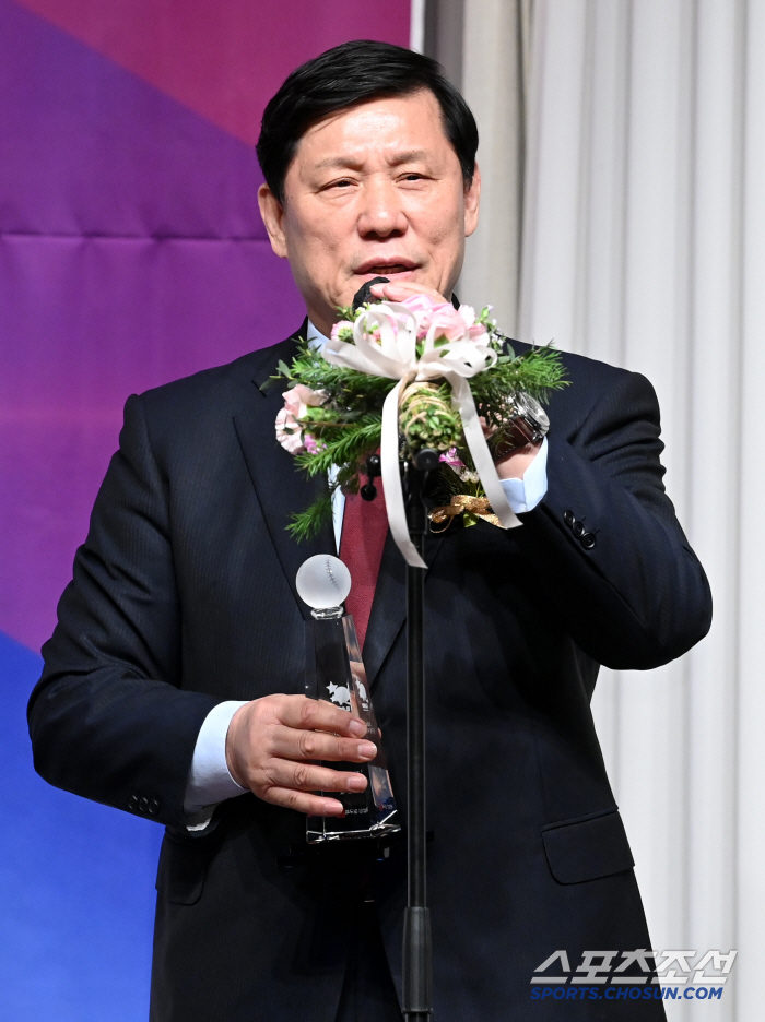 I promise you 10 million sustainable spectators President Hu Jie-yeon's New Year's address with three promises  coverage