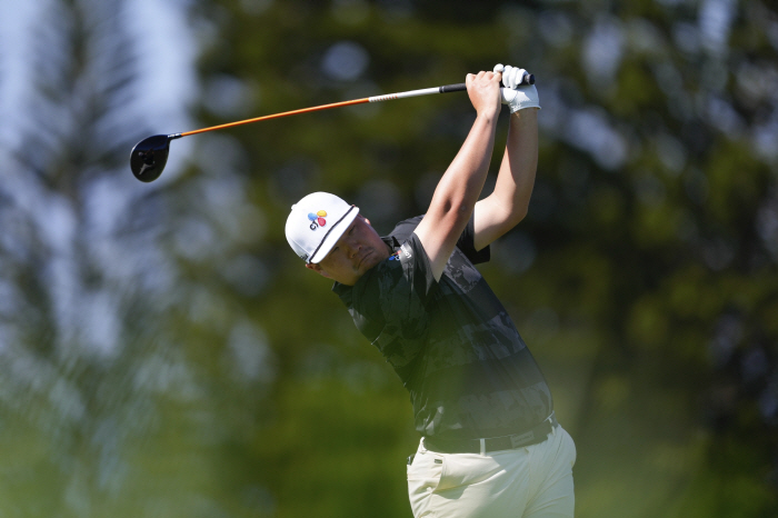 No bogey for two days, good start Lim Sung-jae, 3rd place in the PGA Tour opener, and 2 billion won in prize money to win the most under par at the Matsuyama PGA