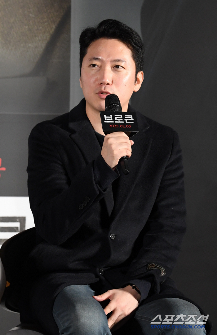  Interview with director Kim Jin-Hwang of the movie Broken