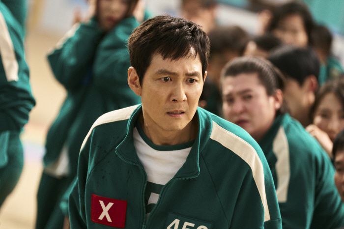  Sung Ki Hoon, even if you come back...Lee Jung-jae, Global Race to Continue Squid Game 2 (Roundup)