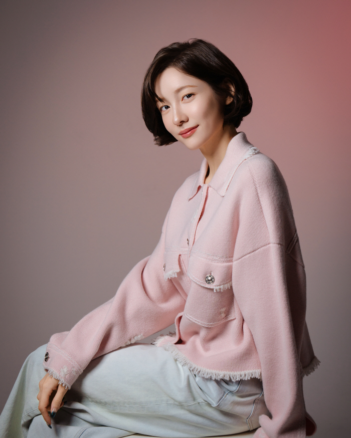  Will there be another national wife who will succeed me?Donghwa Cheongbul Park Ji-hyun, No Limits (Roundup)