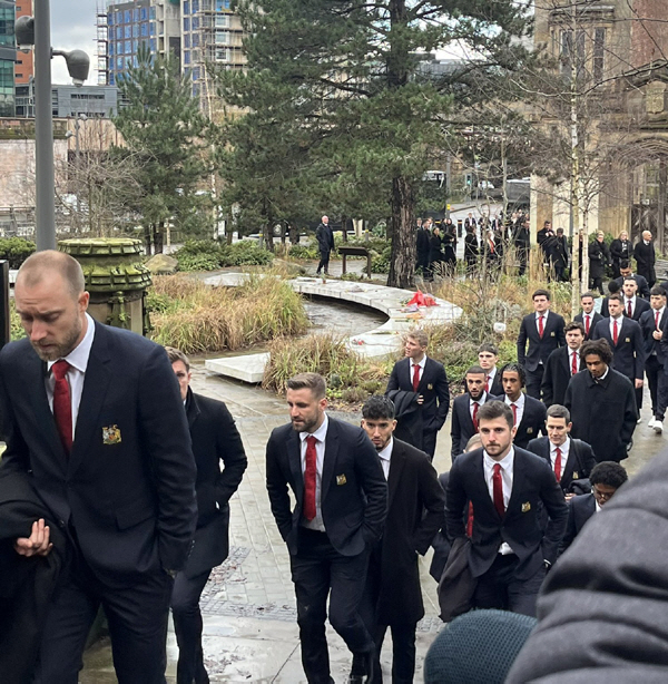 FergusonBeckhamLee's Manchester United squad...Man Utd's Face Aunt Cath's funeral condolences