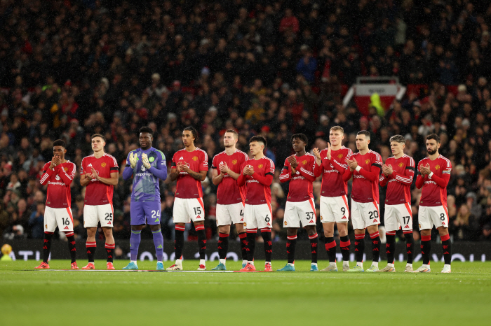 FergusonBeckhamLee's Manchester United squad...Man Utd's Face Aunt Cath's funeral condolences