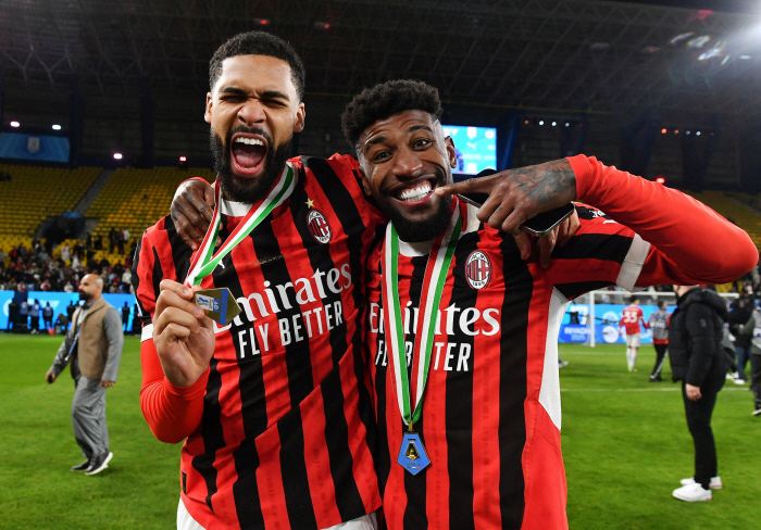 Heungmin, I won. AC Milan is a long time ago, right? Tottenham Science Wins Emerson Super Cup...A dramatic 3-2 reversal for Inter Milan