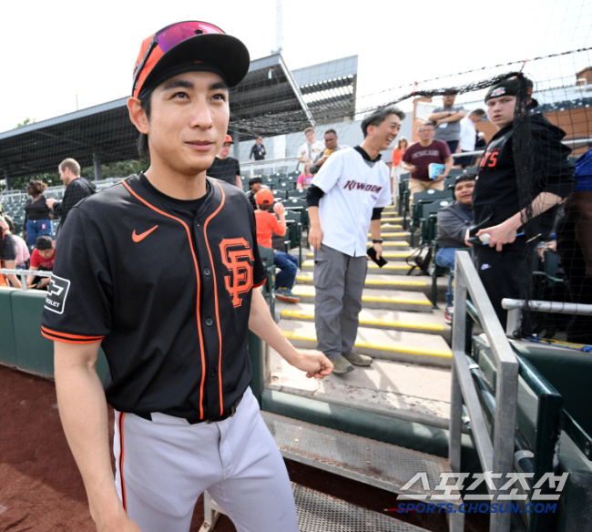 Lee Jung-hoo, are you going to beat MVP Ohtani?  Unexpected outlook...163.6 billion batting genius leaves the country on the 12th to revive