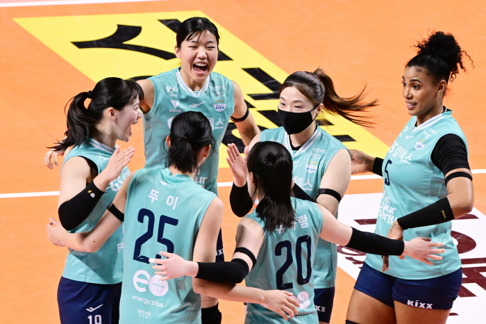 A miracle happened! GS Caltex defeated No. 1 Heungkuk Life Insurance 32 and escaped for 14 consecutive losses 