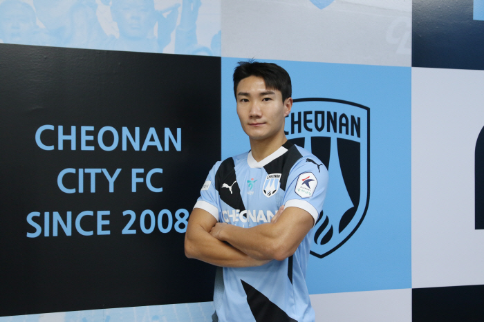  K League 2 Cheonan City FC recruited Lee Sang-joon, a speed racer from Busan Youth