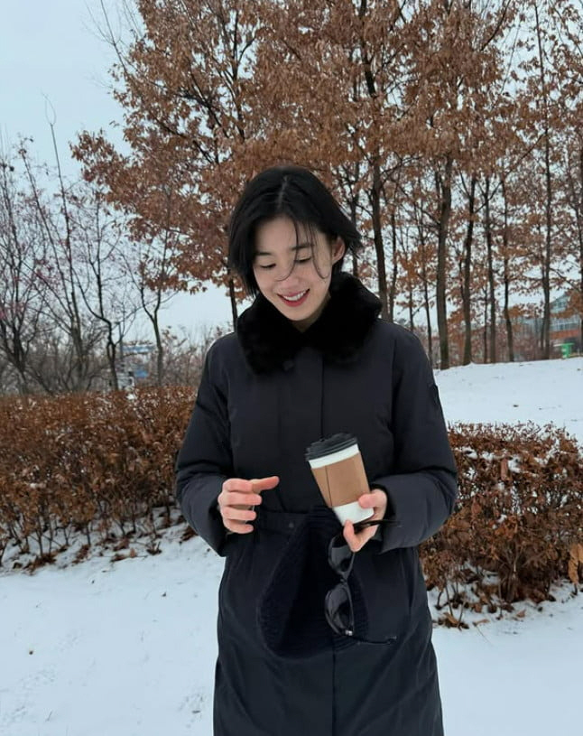  Jung-chae and ♥ Sweet Snow Field Date with Kim Choong-jae?a rising beauty