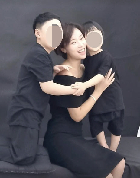 Divorce Hwang Jung-eum, ex-husband completely erased it..Two sons and family photos