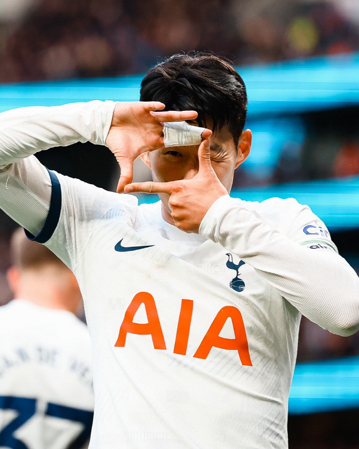 Son Heung-min will remain at Tottenham, the one-year extension clause is officially invoked → Rumors of a transfer to Musan Barcelona have been deleted