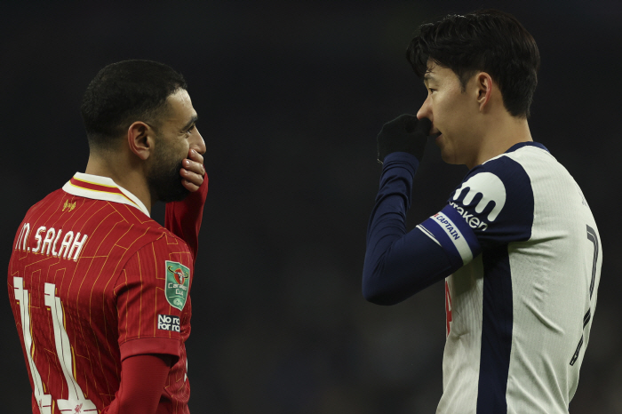 Bentancourt, we're with you captain Son Heung-min, a warm recovery message to a colleague who fell unconscious