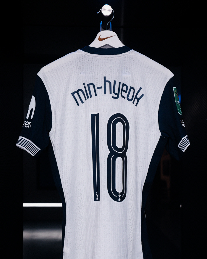 Number 18 is awesome! MINHYUK's number is finally out I'm so touched…Debut count → YANG goal is EPL attack point