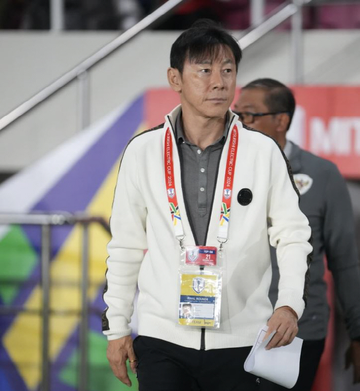 The Korea Association's unilateral dismissal → announcement of its position thanking our players after five days since it is the last elegant greeting of coach Shin Tae-yong who wishes to be on the World Cup stage