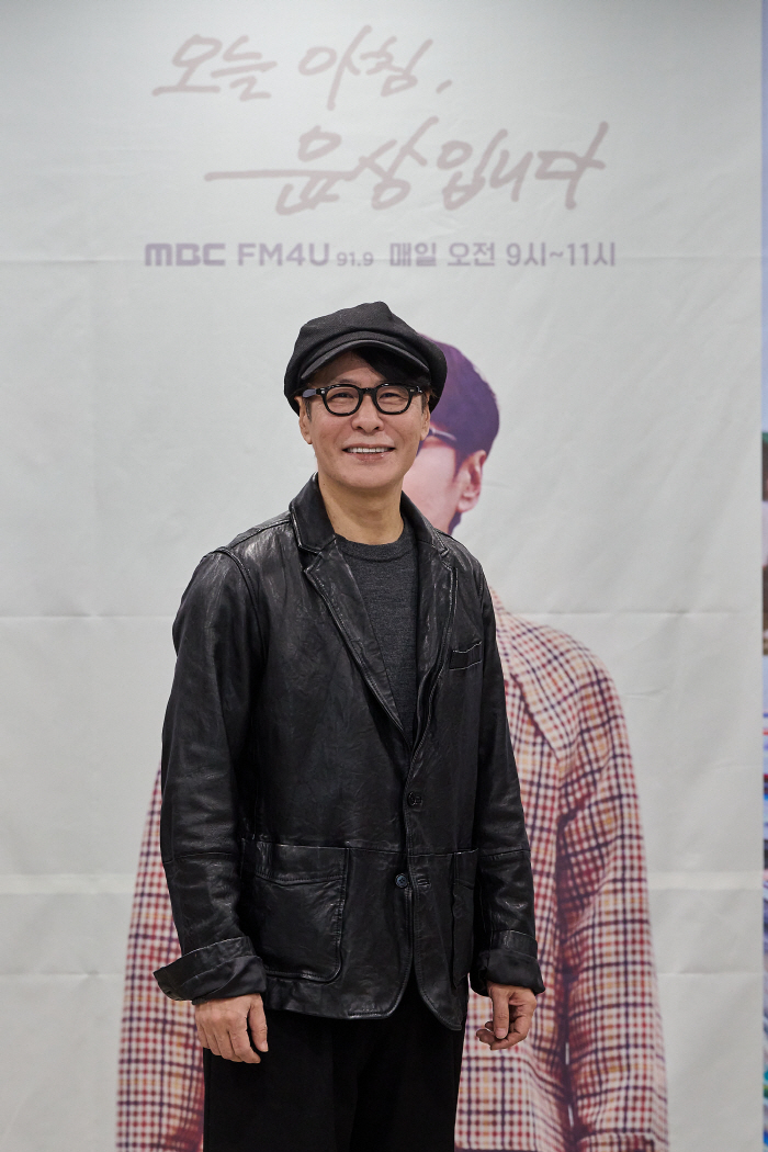 ANTON YOON SANG is back on the radio after 22 years. I hope he's on 'Rise' as a guest this morning