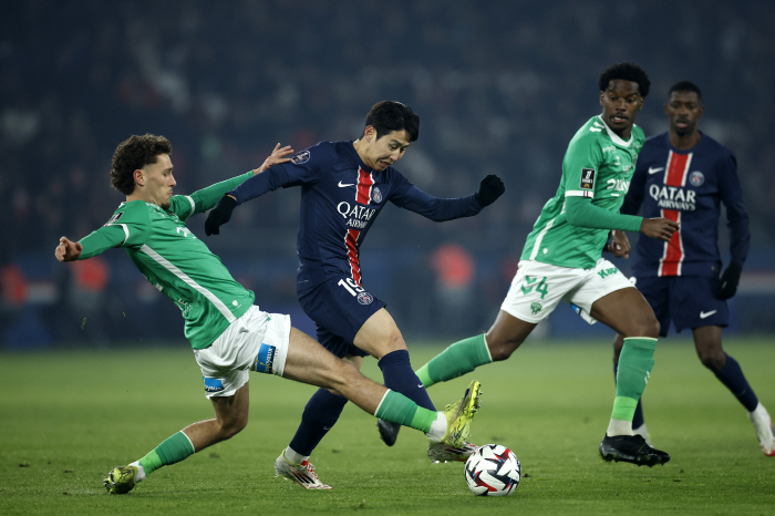 Full-time performance! 3rd assist Lee Kang-in, Dembele multi-goal PSG 2 to 1 new victory...Coordinate the airlift of the LEE midfielder