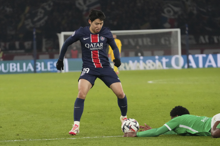 Full-time performance! 3rd assist Lee Kang-in, Dembele multi-goal PSG 2 to 1 new victory...Coordinate the airlift of the LEE midfielder