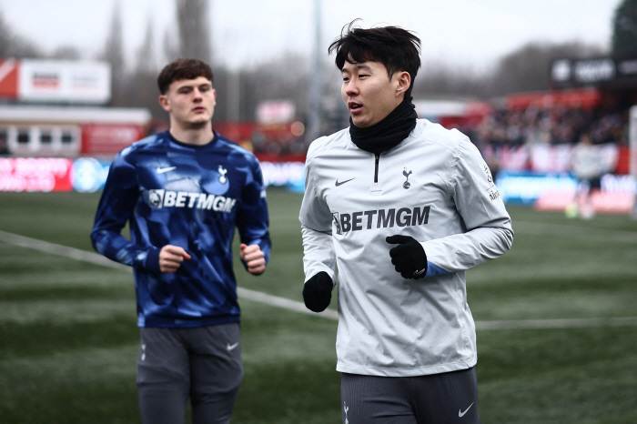 Sonny, what are you doing with Team Five? Come to Munich! All we can trust is Kane, but Sonke is about to reunite?Kim Min-jae, Diary, and Winning Cup are waiting for Son Heung-min