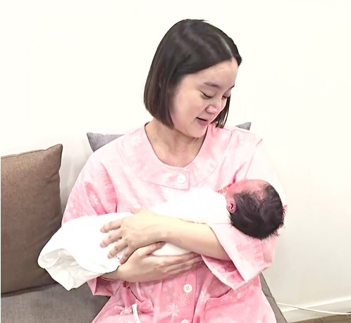 50cm tall, 2.9kg weight...Woo Hye-rim was surprised to appear 21 days after giving birth to her second child