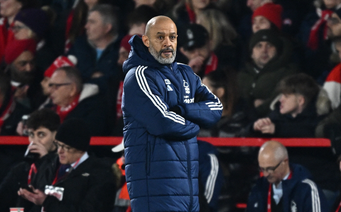 Hwang Ui-jo's hat tricked goalkeeper's crazy save, draws with Nottingham Liverpool...Tottenham manager Nunu enters race to win the championship