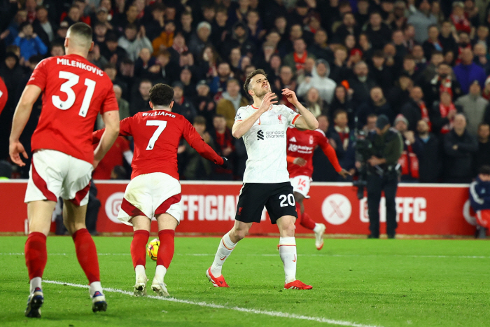 Jota, very good Liverpool Diogo Jota, 3 seconds cut to goal after putting in against Nottingham. Liverpool Sets New Club Record