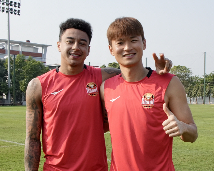  K-League's best named Lingard surprisingly appointed as Seoul's new captain...Kim Jinsoo is the vice-captain of the same age