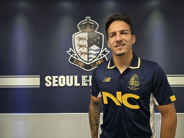 Seoul E-Land completes a four-way formation of foreign strikers, recruiting left-footed specialist Ewler 