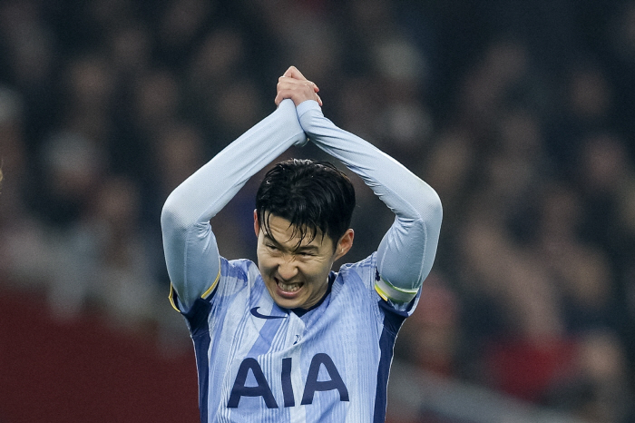 For the first time in 10 years, 13th place was → too passive. Captain Son Heung-min is really bad for the loss to Arsenal