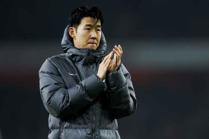 For the first time in 10 years, 13th place was → too passive. Captain Son Heung-min is really bad for the loss to Arsenal