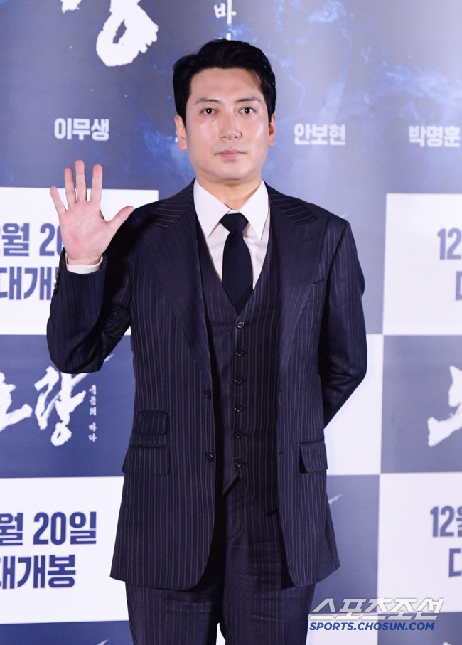  Parasite Park Myung-hoon Signs Exclusive Contract With Keist..Kim Dong-wook X Kim Seo-hyung X Han Seon-hwa and one rice