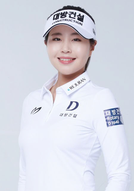 Three KLPGA wins Sung Yoo-jin's third scholarship, 10 million won donated to the Uwon Golf Foundation along with the sponsorship association