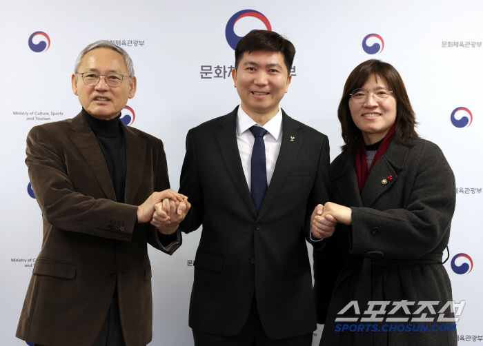 Yoo Seung Min Chairman's active support!It was different from the first meeting, but Ministry of Culture, Sports and Tourism Minister Yoo In-chon X Vice Minister Jang Mi-ran X Yoo Seung-min, chairman of the Korean Sports and Olympic Committee, agreed