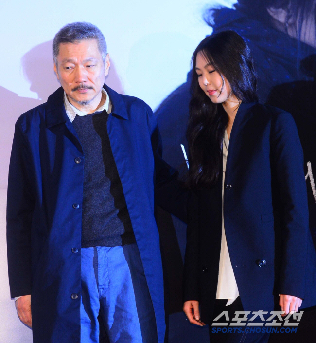  '6 months of natural pregnancy' Hong Sang-soo and Kim Min-hee preparing to give birth...Will I attend the Berlin Film Festival next month