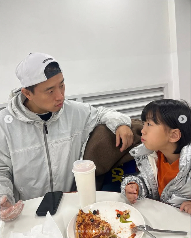 Gary's Son Hao Stuns Fans with Rapid Growth in Latest Photos