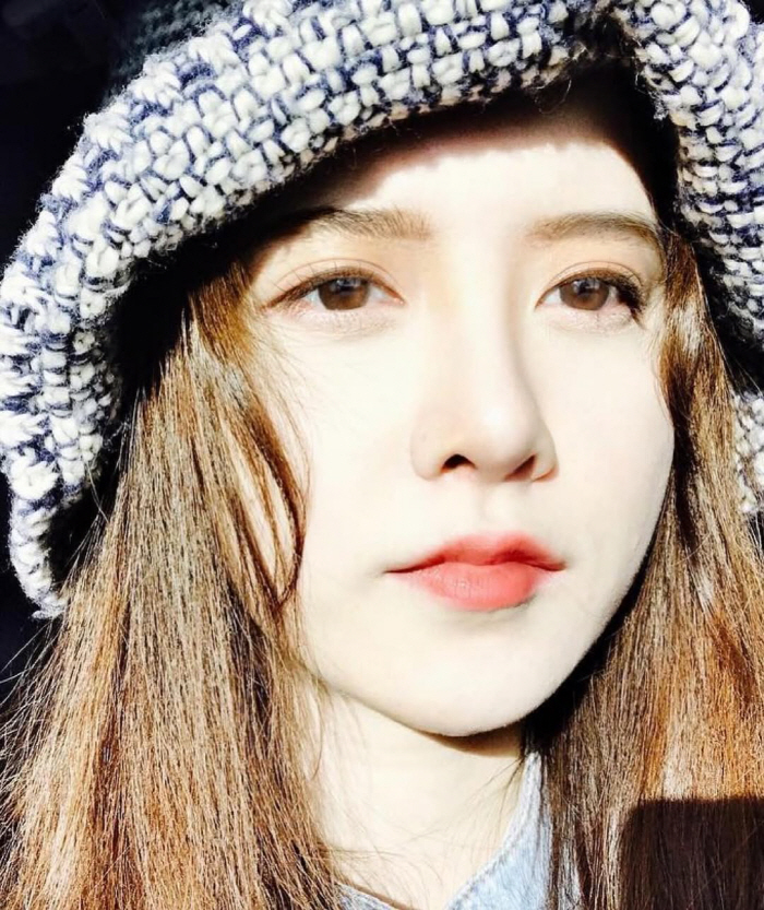 Koo Hye-sun Responds to Hat Controversy 'I Welcome Debate'