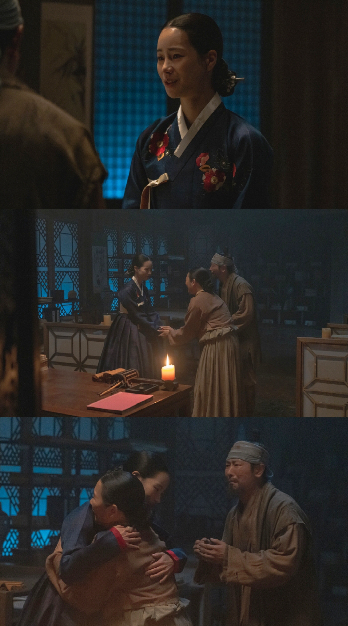 Lim Ji-yeon reunited with her old slave colleagues for the first time in 10 years...The old owner, A-C, is on the verge of making a comeback (Mrs. Ok's wife)