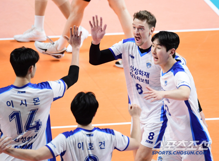 Nicolich, it's okay. Take a rest! Woori Card's fourth-place team laughed, Samsung Fire & Marine Insurance's 3-1 defeat 