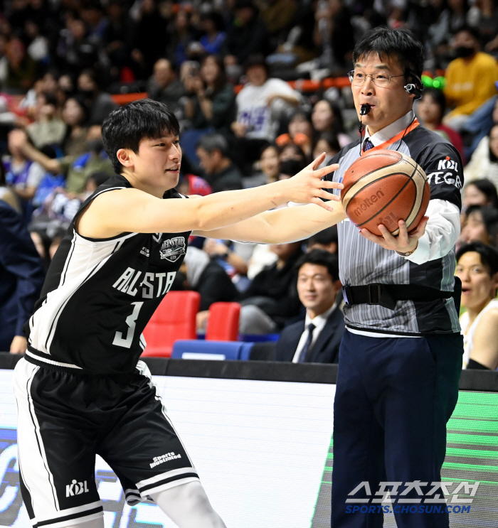  Jamil Warney NBA mode → MVP Young-gwang Jeon Hee-chul's KBLMON team catches the puppy team and cheers